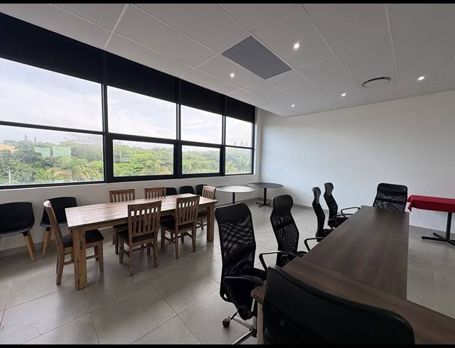 76M² RETAIL TO LET IN BALLITO CENTRAL